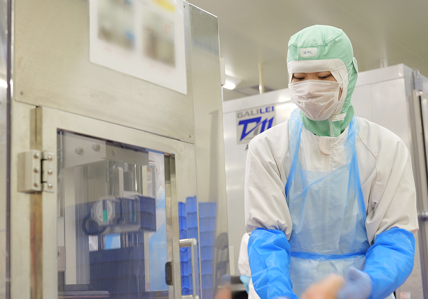 製造部の仕事の様子