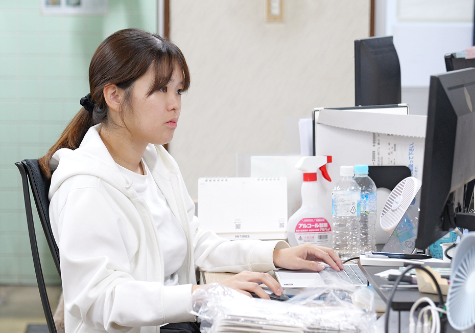 営業部の仕事の様子